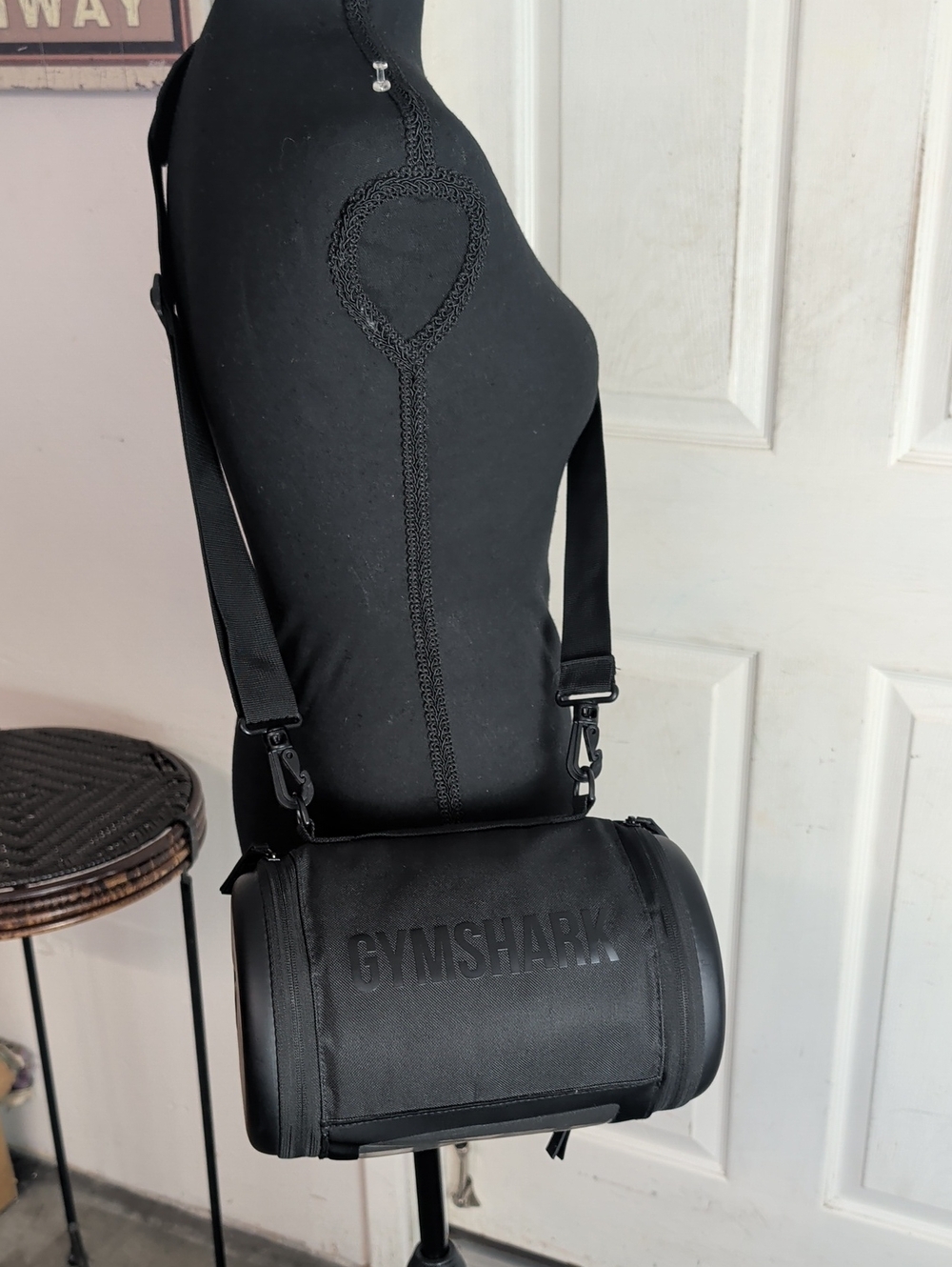 Gymshark LC Essential Gym Bag Duffel Bag Black Shoulder Strap
